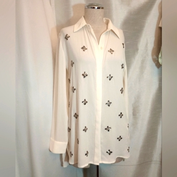 Chico's Tops - Chico's ButtonUp Blouse, Jeweled Butterflies Collar, Long Sleeve,Cuffs, Ivory, L